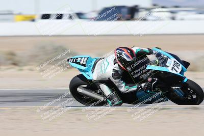 media/Jan-15-2026-Racers Edge (Thu) [[dfebeb70ab]]/2-A Group/Session 3 (Turn 15 Inside Pans)/